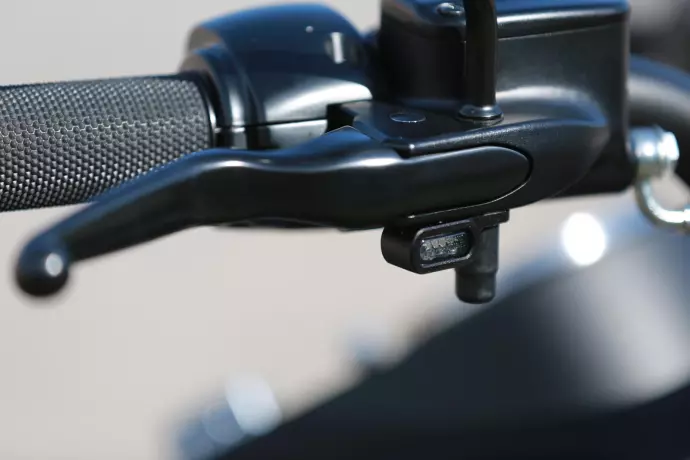 Turn Signals Stripe LED with Housing 41-76-061 - Afbeelding 2